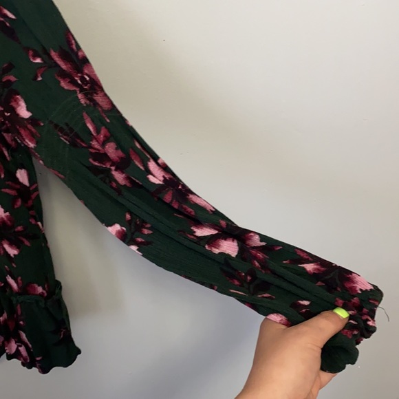 Jack by BB Dakota Long Sleeve Top - Picture 3 of 6